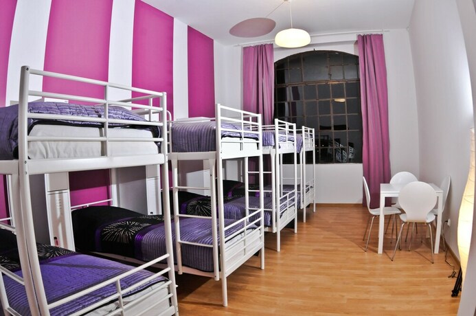 Imagen de la habitación del Hostel Big City. Foto 16