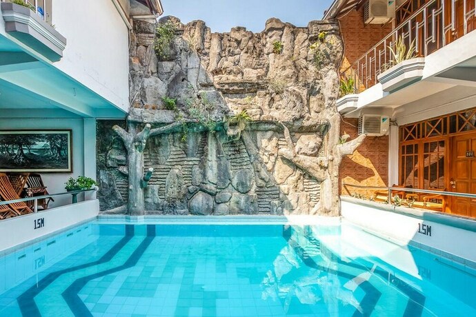 Imagen de la piscina del Hostel Bilik Bamboo -. Foto 73