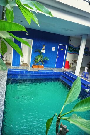 Imagen de la piscina del Hostel Bilik Bamboo -. Foto 75