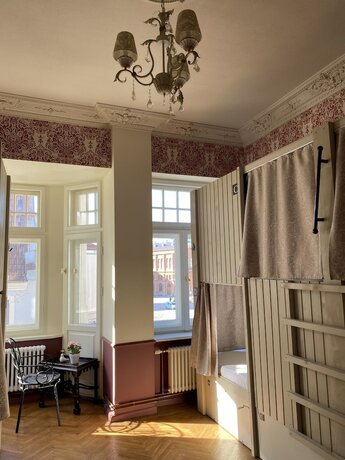 Imagen general del Hostel Blue Bird, Riga. Foto 10