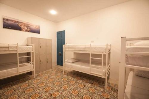 Imagen general del Hostel Bookarest Malta. Foto 8