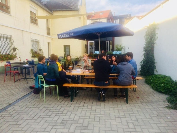 Imagen del bar/restaurante del Hostel Brussels Hello. Foto 4