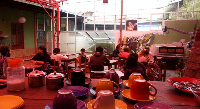 Imagen del bar/restaurante del Hostel Bunkie. Foto 2