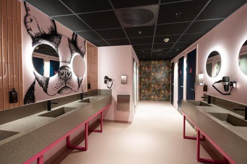 Imagen de los interiores del Hostel Bunks at Rode. Foto 17