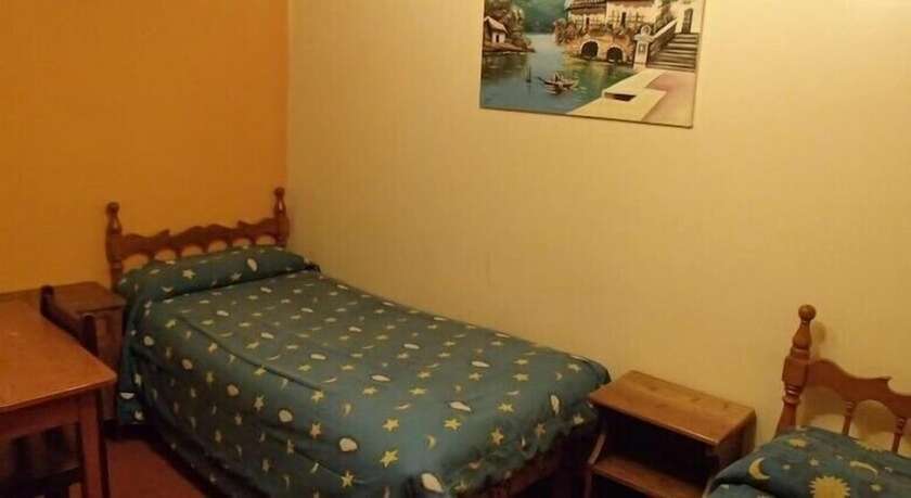 Imagen de la habitación del Hostel Caceres. Foto 8