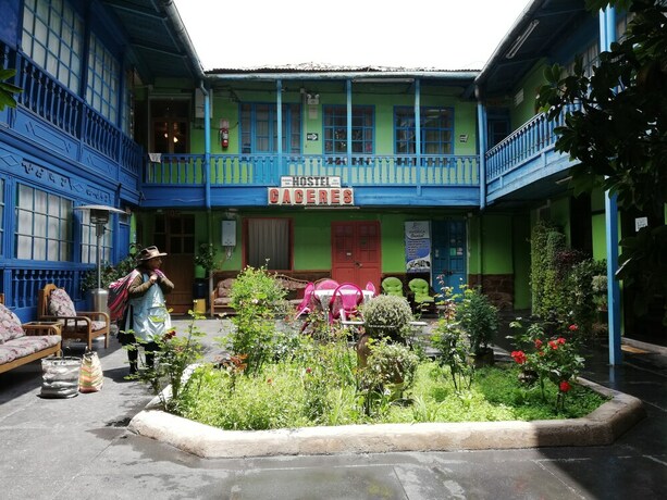 Imagen de los exteriores del Hostel Caceres. Foto 26