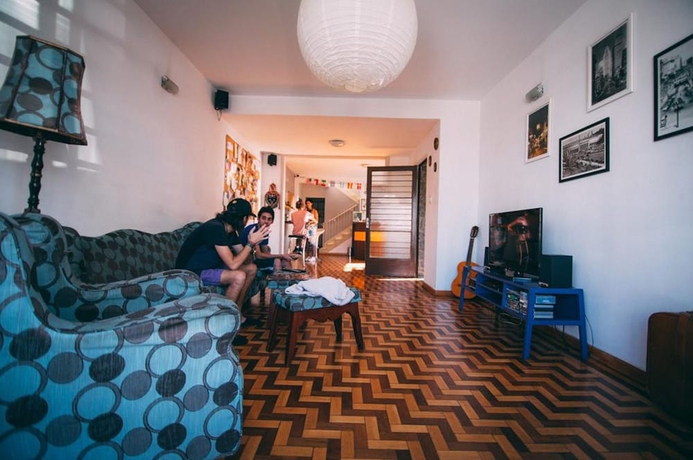 Imagen de los interiores del Hostel Caf&eacute;. Foto 7
