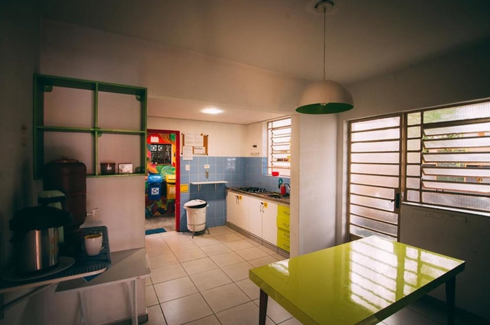 Imagen de los interiores del Hostel Caf&eacute;. Foto 8