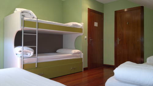 Imagen de la habitación del Hostel Cal Xabu. Foto 10