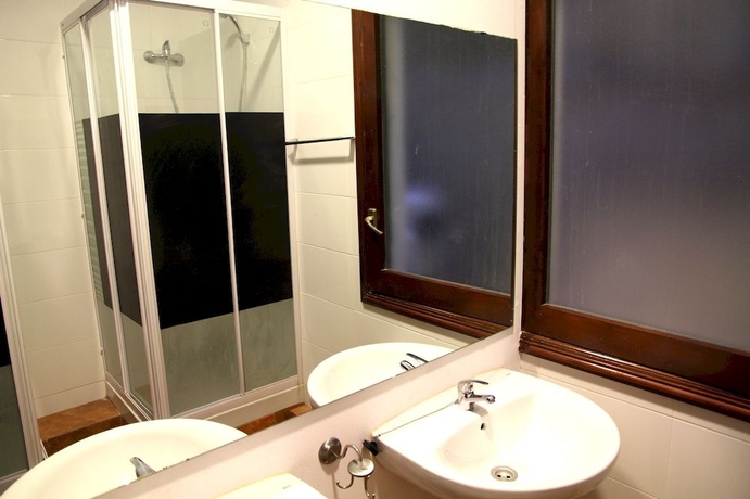 Imagen de la habitación del Hostel Casa Barcelo, Eixample. Foto 8