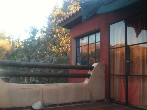 Imagen general del Hostel Casa Grande y los Bungalows de Parque Ubaja. Foto 50