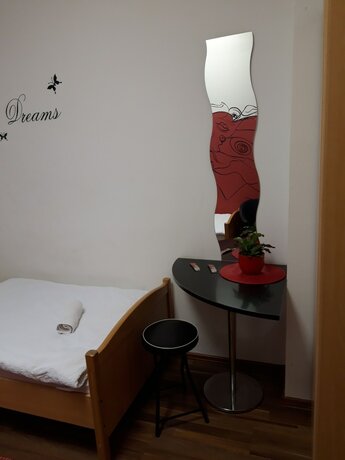 Imagen general del Hostel Chameleon, Zagreb. Foto 12