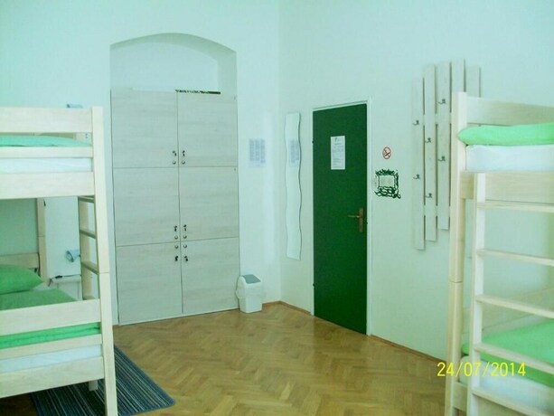 Imagen de la habitación del Hostel Chameleon, Zagreb. Foto 26