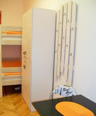 Imagen de la habitación del Hostel Chameleon, Zagreb. Foto 36