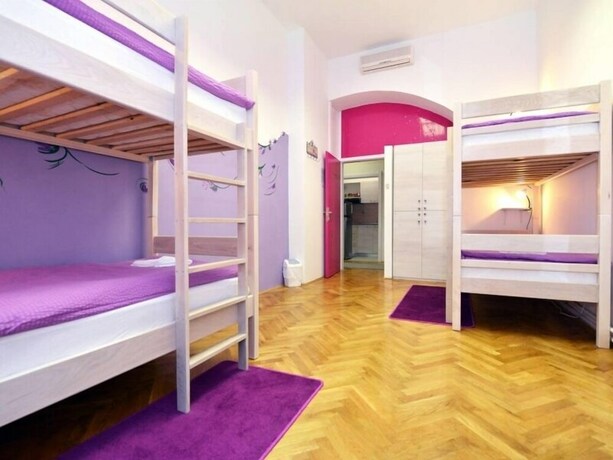 Imagen de la habitación del Hostel Chameleon, Zagreb. Foto 38