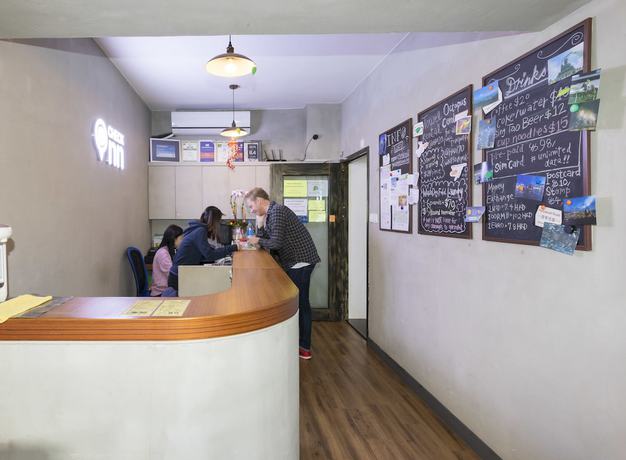 Imagen de los interiores del Hostel Check Inn HK. Foto 20
