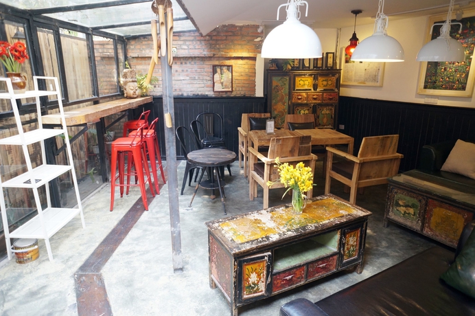 Imagen del bar/restaurante del Hostel Chengdu Mix Poshpackerand Cocktail Bar. Foto 8