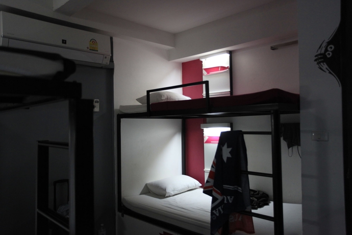 Imagen de la habitación del Hostel Cheqinn Sukhumvit 4. Foto 1