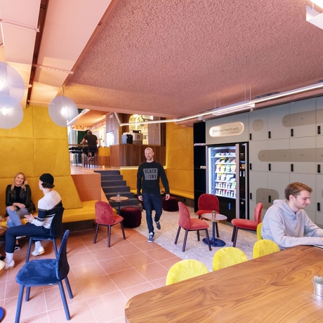 Imagen del bar/restaurante del Hostel Cityhub Rotterdam. Foto 2