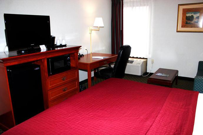 Imagen de la habitación del Hostel Clarion Inn Nashua. Foto 6