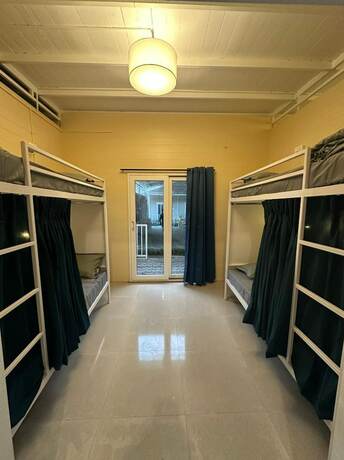 Imagen de la habitación del Hostel Coco, Savantwada. Foto 28