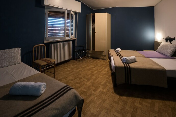 Imagen de la habitación del Hostel Colors, Toscolano-Maderno. Foto 19