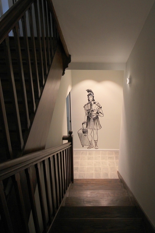 Imagen de los interiores del Hostel Complutum. Foto 19