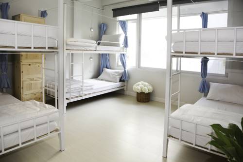 Imagen de la habitación del Hostel Coop, Bangkok. Foto 10