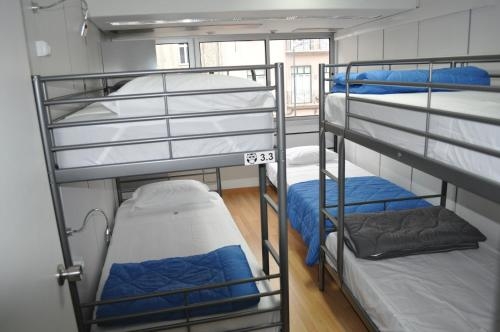 Imagen de la habitación del Hostel Corujinha. Foto 8