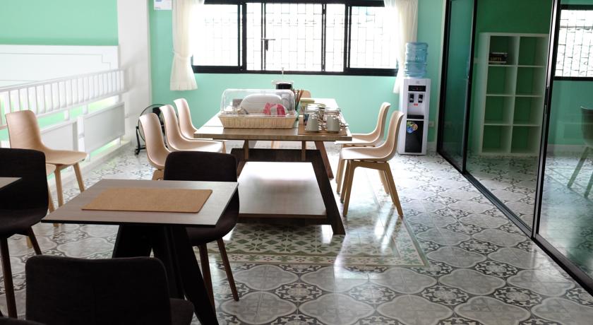 Imagen del bar/restaurante del Hostel D Bangkok. Foto 2