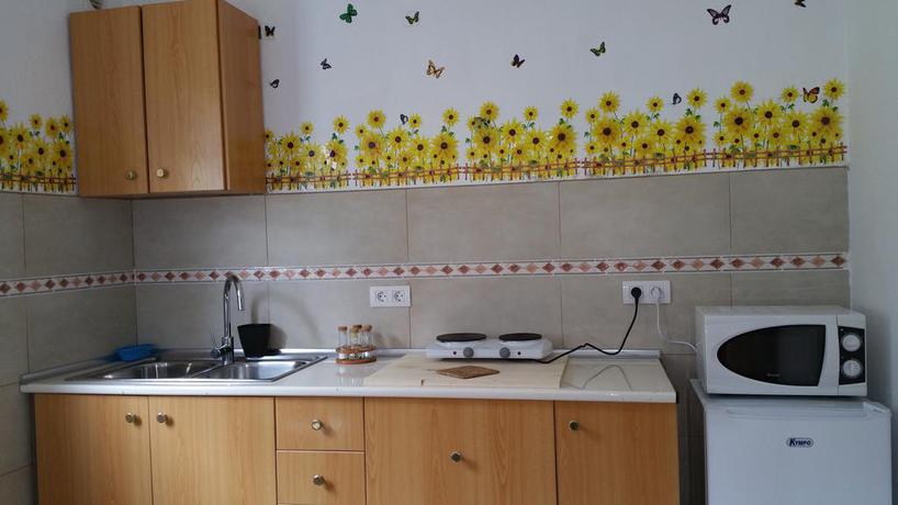 Imagen general del Hostel DEL PINO. Foto 9