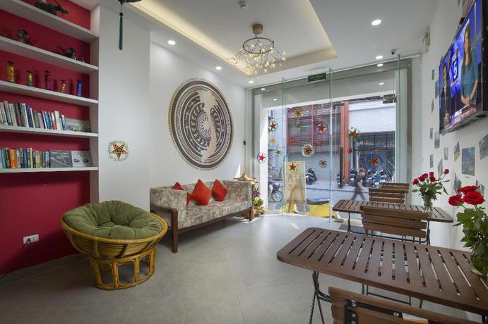 Imagen de los interiores del Hostel D'annam Hanoi. Foto 19