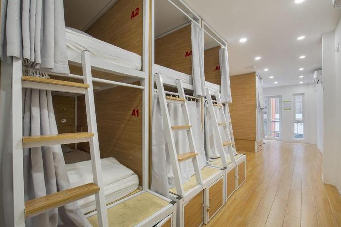 Imagen de la habitación del Hostel D'annam Hanoi. Foto 9