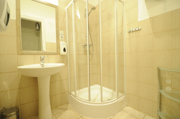 Imagen de la habitación del Hostel Deco, Cracovia. Foto 10