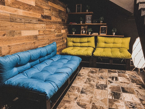 Imagen de los interiores del Hostel Derevo Coworking. Foto 19