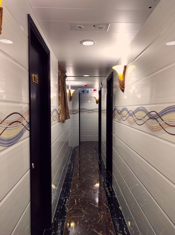 Imagen de los interiores del Hostel Dhillon Hotel -. Foto 14