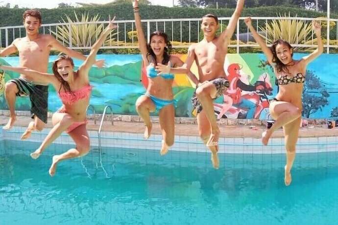 Imagen de la piscina del Hostel Discover Rwanda Youth. Foto 18