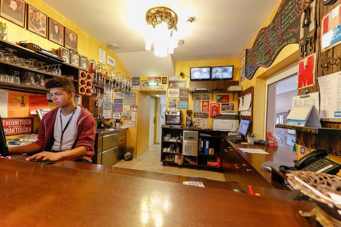 Imagen de los interiores del Hostel Do Step Inn and Hotel. Foto 19