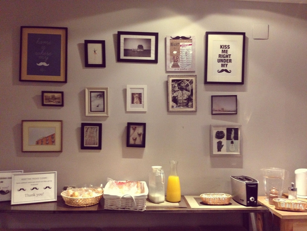 Imagen del bar/restaurante del Hostel Don Moustache. Foto 7