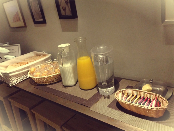 Imagen del bar/restaurante del Hostel Don Moustache. Foto 10