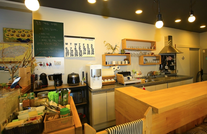 Imagen del bar/restaurante del Hostel Dong Dong Guesthouse -. Foto 5