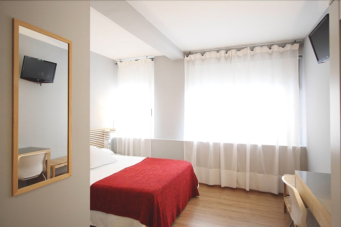 Imagen de la habitación del Hostel Dormavalència. Foto 13