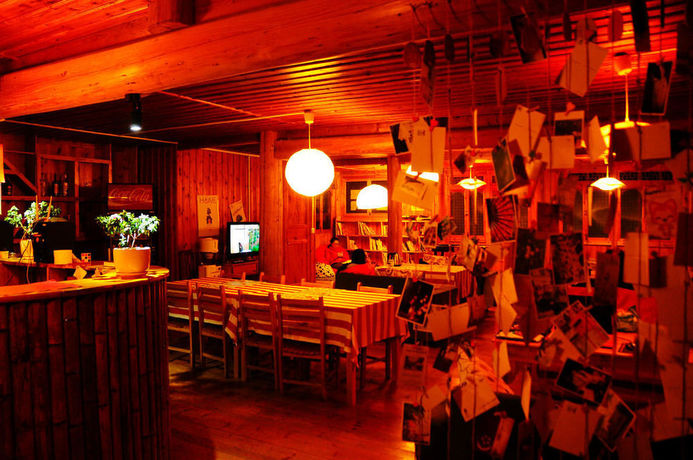 Imagen de los interiores del Hostel Dragon's Den In Longji Rice Terraces. Foto 9