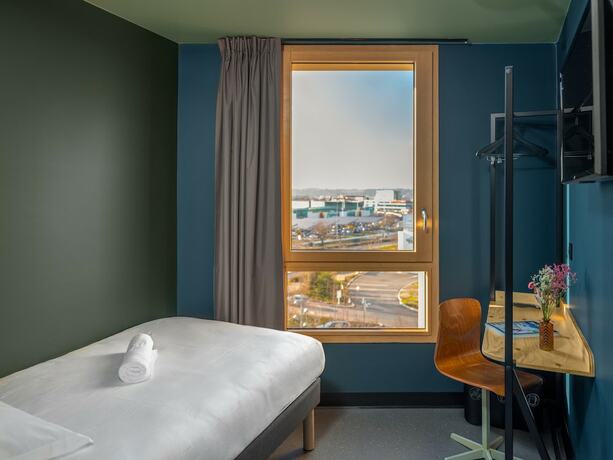 Imagen de la habitación del Hostel EKLO Montpellier. Foto 16