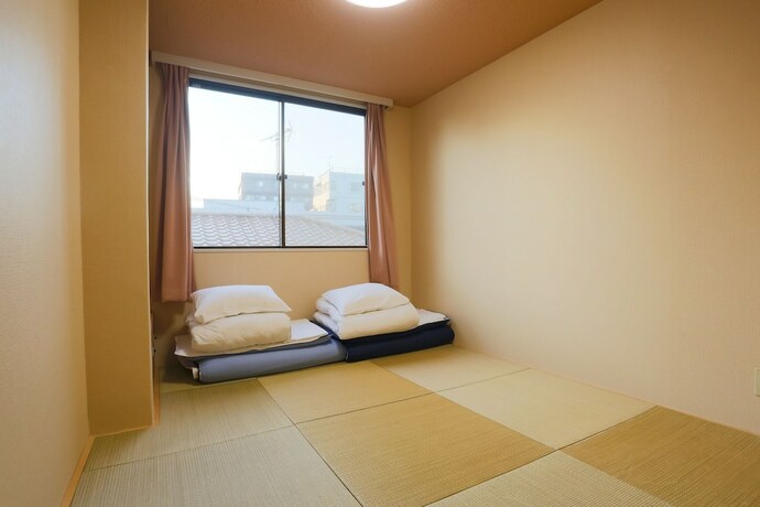 Imagen de la habitación del Hostel East Blue Kasai Tokyo. Foto 11