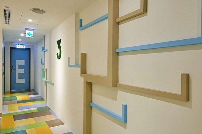 Imagen de los interiores del Hostel East, Jiaoxi. Foto 32