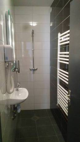 Imagen de la habitación del Hostel Eiffel, Porte de Versailles. Foto 2