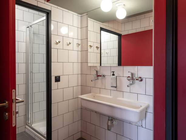 Imagen de la habitación del Hostel Eklo Marne La Vall&eacute;e. Foto 9