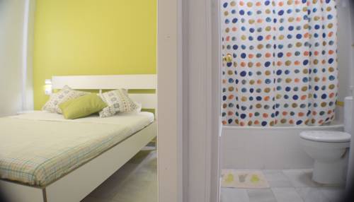 Imagen de la habitación del Hostel El Baobab. Foto 9