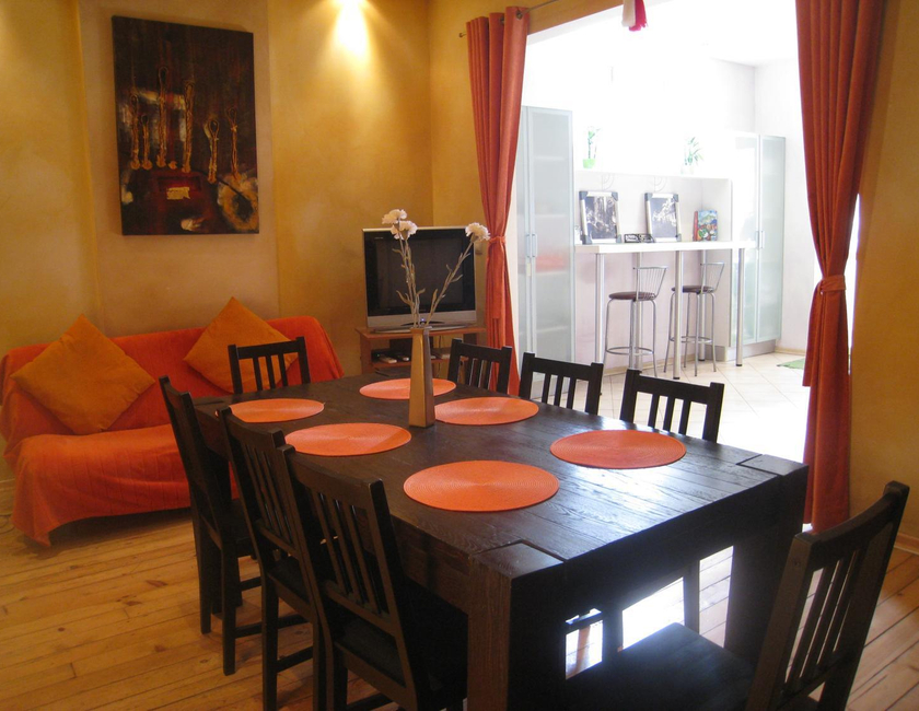 Imagen general del Hostel Elegance And Guesthouse. Foto 2